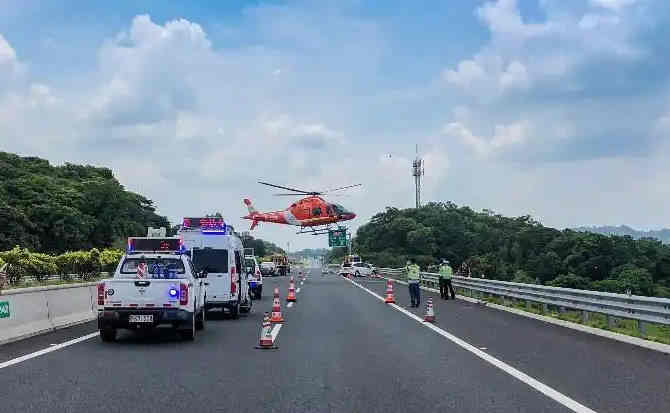 咸安区高速公路汽车救援案例